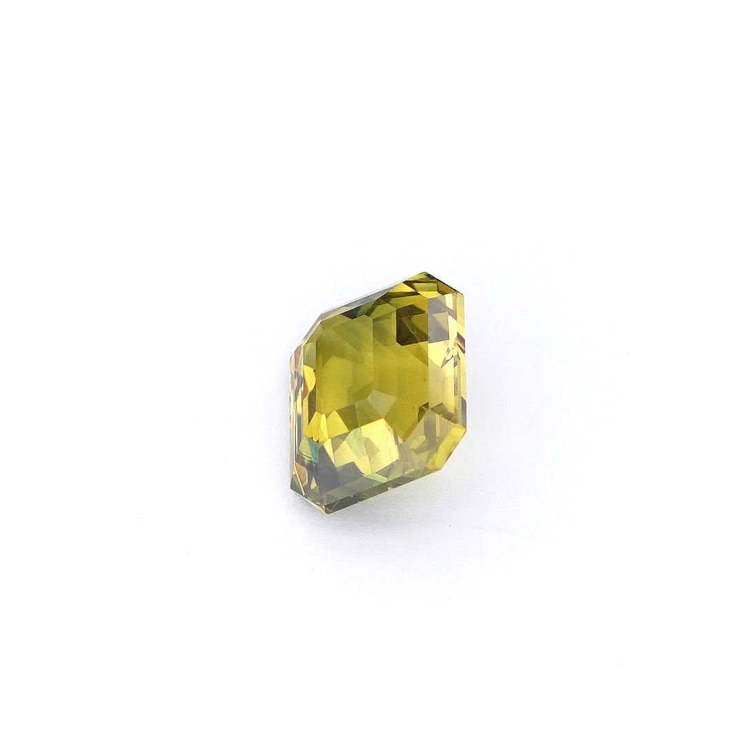 Natural Australian yellowish Green Sapphire 1.73 CT